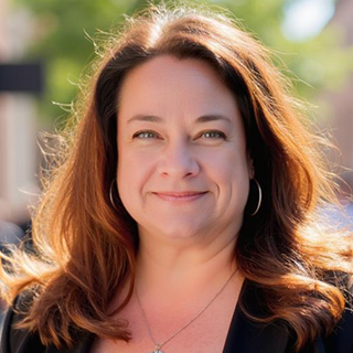 Molly Thiel headshot