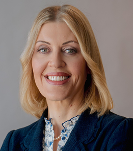 Sally Hunter headshot