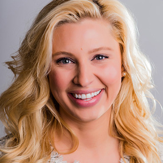 Annamarie Andrews headshot