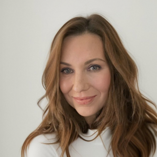 Natasha Nicholson headshot