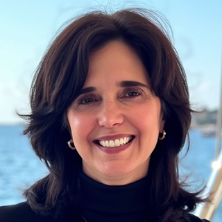 Jen Santoleri headshot 